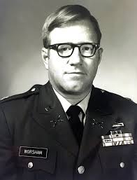 Kenneth Worsham's Instagram, Twitter & Facebook