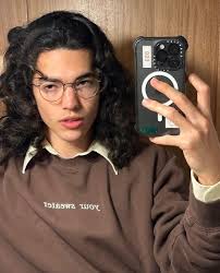 we still remember the 3rd of december 🥹 happy heather day @conangray