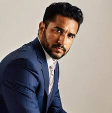 Danny Roberto Bernardo consultor Imobiliário