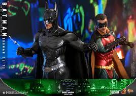 There was talk of an extended cut being released to dvd for the film's 10th anniversary in 2005. Batman Sonar Suit Robin Sixth Scale Figure By Hot Toys Movie Masterpiece Series Batman Forever Bunker158 Bundle Bunker158 Com