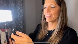 Amazon.com : Photography Video Lighting Kit, LED Studio Streaming Lights  W/70 Beads & Color Filter for Camera Photo Desktop Computer Conference Game  Stream YouTube TikTok Portrait Shooting Pack of 2 : Electronics