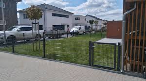 Sichtschutz Aus Holz Und Wpc Arbeitsbeispiele In Hannover Und Umgebung Gartenpflege Gartengestaltung Ro Sichtschutz Holz Gartengestaltung Holzsichtschutz