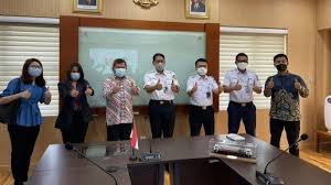 Dua tunggakan bayaran bulanan berturut turut akan membolehkan bank. Https Jabar Tribunnews Com 2021 07 21 Pedagang Yang Gagal Kurban Karena Uang Dimakan Rayap Kaget Dipanggil Polisi Akhirnya Ia Tersenyum Https Cdn 2 Tstatic Net Jabar Foto Bank Images Polisi Beri Domba Kurban Kepada Yadi Jpg Kapolsek Garut Kota
