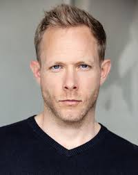 Robert Crooks's Instagram, Twitter & Facebook