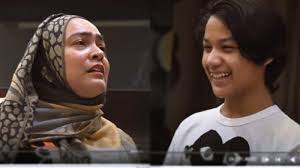 Nino Kuya Buat Ibunya Nangis Hingga Sempat Diusir Saat Prank Tato Astrid Kamu Tega Sama Mama Tribun Manado