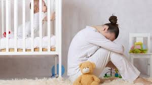 Rasa sayang yang besar terhadap ibu membuat kamu merasa khawatir dan cemas dalam hati karena takut akan kehilangan ibu. Arti Mimpi Ibu Meninggal Dunia Padahal Masih Hidup Tribun Jateng