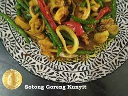 Cara penyediaannya sungguh mudah seperti di bawah. Patyskitchen Sotong Goreng Kunyit
