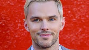 Ed Skrein is just evil Nicholas Hoult.