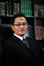 What is the meaning of bbg abbreviation? Biography Peguam Syarie Sedia Membantu Anda