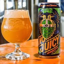 New Hazy Beer Brewer Tallpinesbrew Com From Drinkingbeernwatchingmovies Another One Of My Favorites Two Roads Two Juicy Beer Pilsner Glass Craft Brewing
