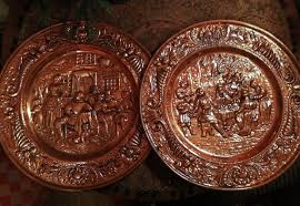 Copper Decorative Plates Set Of Two Peerage By Anythingdiscovered 56 00 Repousse Copper Plated Vintage Copper