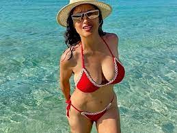 Salma hayek deep fake