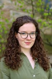 Jackie Royce's Instagram, Twitter & Facebook