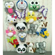 Dengan sedikit tambahan motif dari kain flanel akan meningkatkan daya tarik dari sebuah buku. Gambar Binatang Dari Kain Flanel Amat