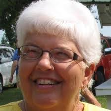 Sandra Lentz's Instagram, Twitter & Facebook