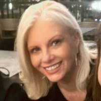 Amy Stratton's Instagram, Twitter & Facebook