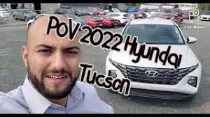 POV 2022 Hyundai Tucson Essential AWD