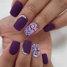 Proteztirnak Takma Tirnak Modelleri Sehrinrehberi Guzellikfirsatlari Indirim Firsat Guzellik Guzellik Kampan Purple Nail Art Fashion Nails Floral Nails