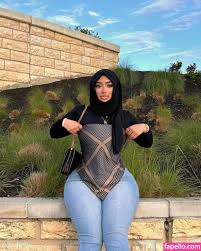 layloolaaaaaa Nude Leaked Photo 8 - Fapello