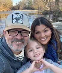 We had so much fun last night at @mojosboneyard in Evansville,Indiana,thank  you everyone for filling the place up and the standing ovation! So good to  see so many familiar faces,you know who