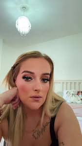 𝐵𝑒𝑐𝑐𝑎 𝐻𝑜𝑙𝑚𝑒𝑠🫶 (@beccaholmes8)'s videos with EVERYONE UNDER THIS  SOUND LOOK SO GOOD