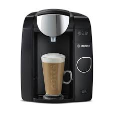 De'longhi coffee machines and tassimo coffee machinescover a broad range of preparation styles and model designs, from traditional, contemporary, to filter, pod coffee machines, espresso and bean to cup. Nespresso By De Longhi Latissima One Pod Coffee Machine Wht Exukstock