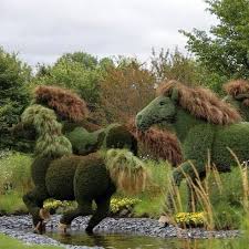 Topiary Horses Wilde Pferde Http Dennisharper Lnf Com Garten Garten Pflanzen Gartenkunst