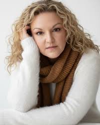 Alternative cookie packaging with window?