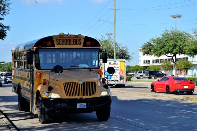 The Role of Chartered Buses in School – Karel Dekar