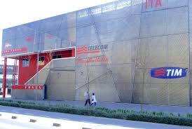 Massimo galli, che vanta nel suo palmares ben due titoli mondiali e due finali alla america's cup, oltre che far parte. Luna Rossa Imbarcazione Wikipedia