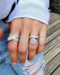 4.4 out of 5 stars 9. Classic Engagement Ring Styles That Have Stood The Test Of Time Ring Concierge