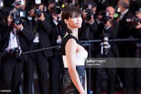 Sophie danièle sylvie maupu, dite sophie marceau, est une actrice et réalisatrice française, née le 17 novembre 1966 à paris. Sophie Marceau Lors De La Montee Des Marches Pour La Premiere Du Film News Photo Getty Images