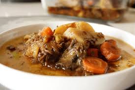 Joue De Boeuf Au Vin Rouge Joue De Boeuf Repas Legume Recettes A La Cocotte