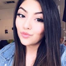 Veronica Rae's Instagram, Twitter & Facebook