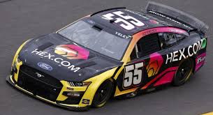 While rv camping and frontstretch seating are sold out, fans can still be a part of the daytona 500 experience with fan hospitality options. W Bcdjkrrvmym