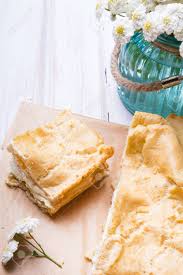 Es lohnt sich, sie zu wählen, um den geschmack von selbstgemachten kuchen zu genießen, auch wenn wir es uns nicht leisten können, sie selbst. Kostliche Polnische Kuchen Mit Creme Genannt Karpatka Lizenzfreie Fotos Bilder Und Stock Fotografie Image 61108580