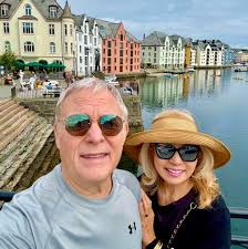 Is there a mermaid pond for guests at the MN Renaissance Festival?