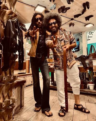 Pronto ben, sono @lennykravitz vengo a trovarti e il sogno diventa realtà…  Si si sono serio, Lenny Kraviz è venuto a trovarmi e gli farò la giacca più  bella di sempre, WOWWWWWWW❤️❤️❤️