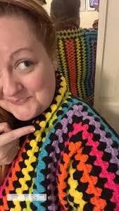 Hexagon cardigan with free-handed sleeves