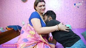 Beautiful Indian Bhabhi Having Romantic Sex - XNXX.COM