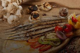Pescăria lui matei de la agigea, restaurant deținut de matei datcu, are de puțin timp propria marcă de bere. Matei Takeaway Meniu