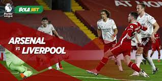 Both teams struggled to mount any serious attempts on their opponent's goal in the first half, although the reds dominated possession. Dszfz2mxzjvcsm
