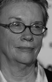 Las máscaras son la base del teatro» «La música te empuja a lo desconocido»  Dos vaqueros singulares