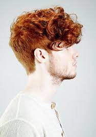 Cute guy with red curly hair. Ginger Beard Curly Cute Coupe De Cheveux Cheveux Cheveux De Feu