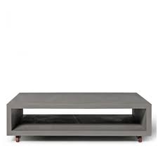 Table basse avec roulettes en bois d'orme recyclé. Table Basse Beton Sur Roulettes Monobloc Xl By Drawer
