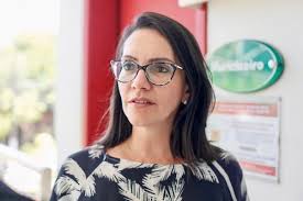 Danielle Garcia segue liderando pesquisa para o Senado em Sergipe, nos dois  cenários