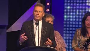 Popularity original publication year title average rating number of pages. I M A Celebrity Accused Of Abusing Animals By Chris Packham Metro News
