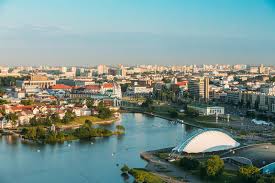 El consejo de la unión europea (ue) impuso este jueves sanciones económicas a bielorrusia ante la escalada de las violaciones de los derechos humanos y de la represión violenta de la sociedad civil, la oposición democrática y la prensa. Panorama Paisaje Urbano De Minsk Bielorrusia Verano Imagen Editorial Imagen De Recorrido Turismo 64569970