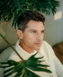 Simon Rex (@simonrex415) • Instagram photos and videos