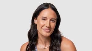 Jessica Apple's Instagram, Twitter & Facebook